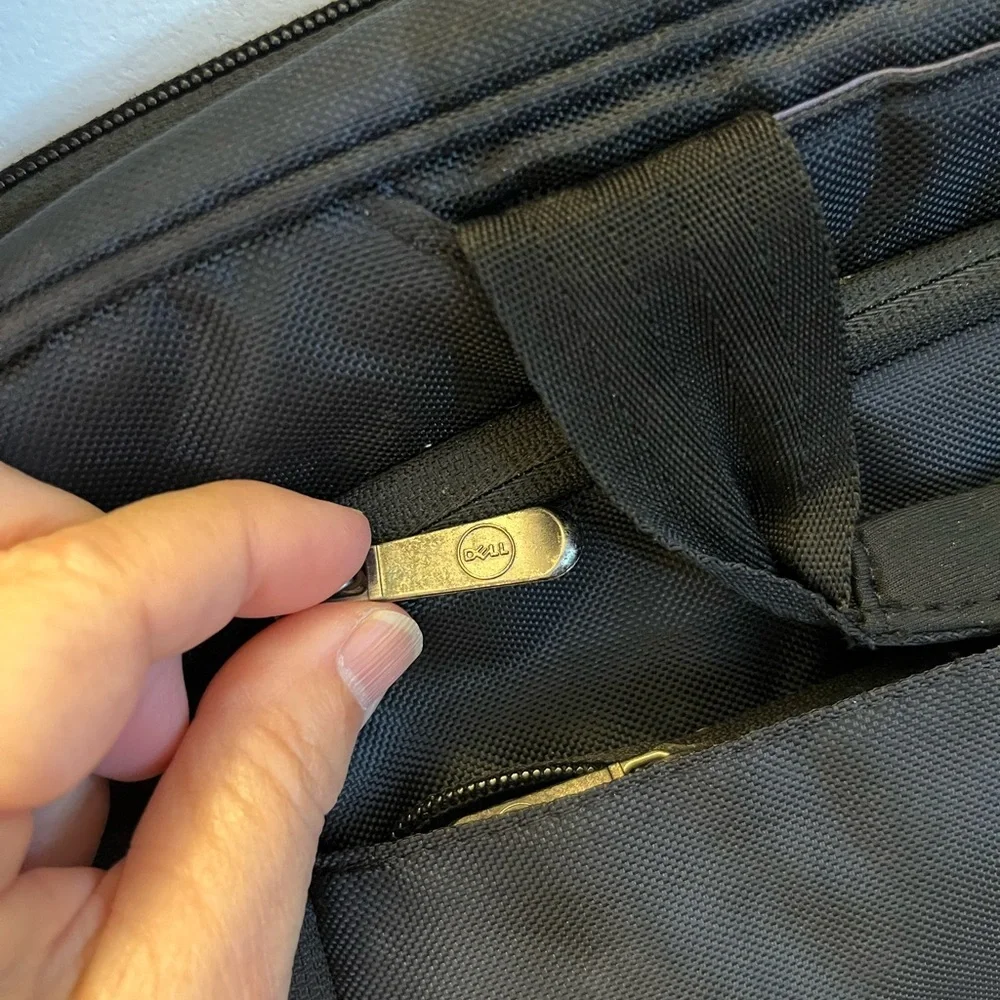 Dell Black Nylon Soft Laptop Bag, Approx 15”w x 12”h x 2”d, Lots of Storage Zips